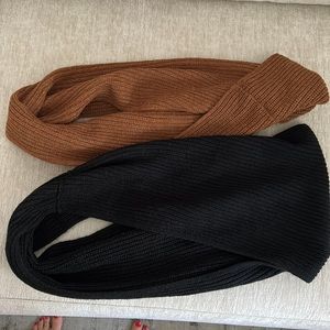 Infinity scarfs x 2